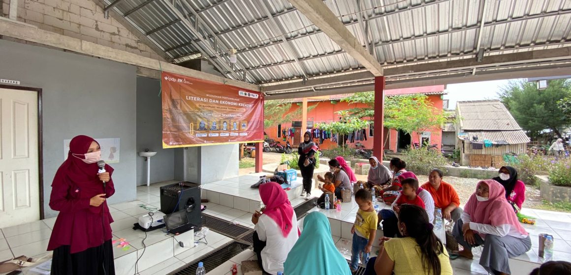 Mewujudkan Pertumbuhan Literasi Dan Ekonomi Kreatif Di Kampung Nelayan Bersama PK-187 LPDP Nata Satyayuga